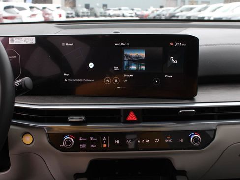 New 2025 Kia Sorento SX image 12