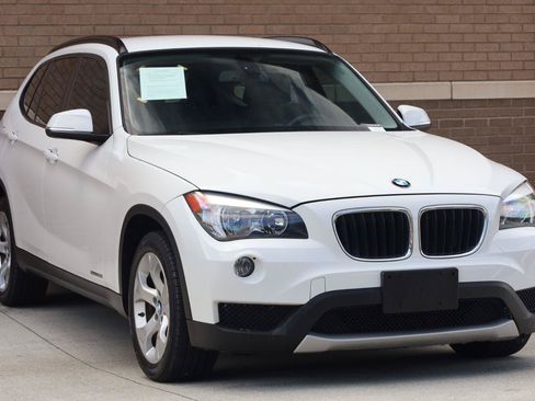Used 2013 BMW X1 sDrive28i RWD image 6