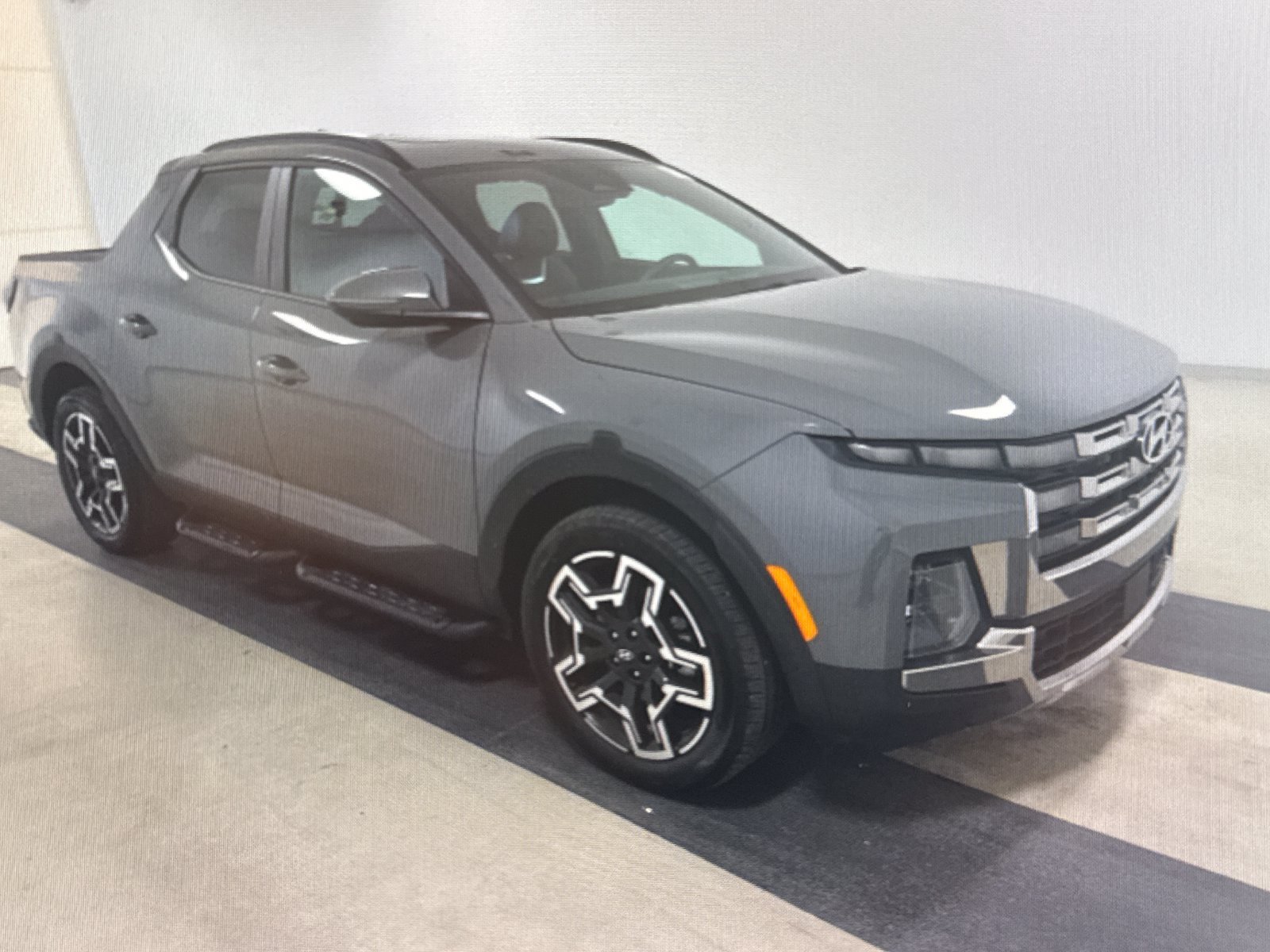 Used 2026 Hyundai Santa Cruz Limited AWD/4WD image 5