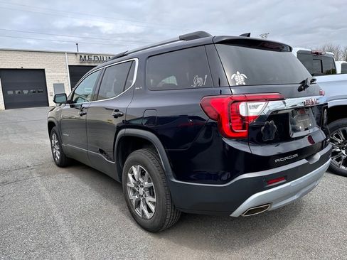 Used 2022 GMC Acadia SLT AWD/4WD image 3