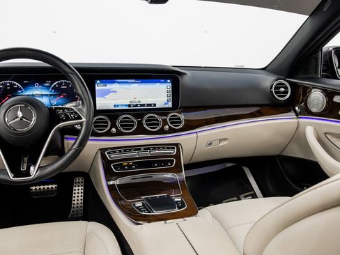 Used 2023 Mercedes-Benz E 450 4MATIC All-Terrain Wagon image 38