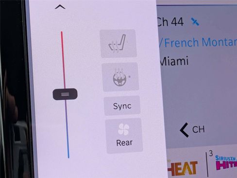 New 2026 Chrysler Pacifica Select image 21
