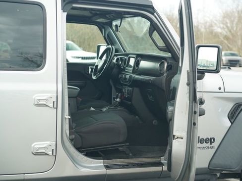 Used 2020 Jeep Wrangler Unlimited Sport image 20