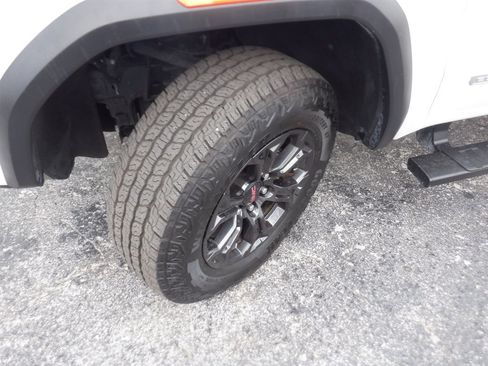Used 2025 GMC Canyon Elevation w/ Convenience Package AWD/4WD image 26
