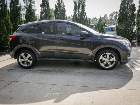 Used 2017 Honda HR-V EX-L image 11