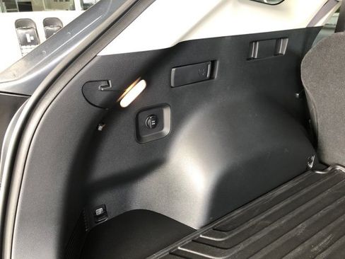 Used 2024 Kia Sportage LX image 43