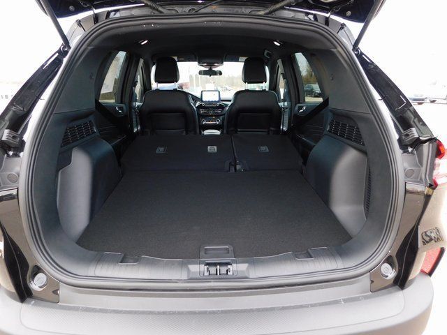 New 2026 Ford Escape ST-Line AWD/4WD image 23