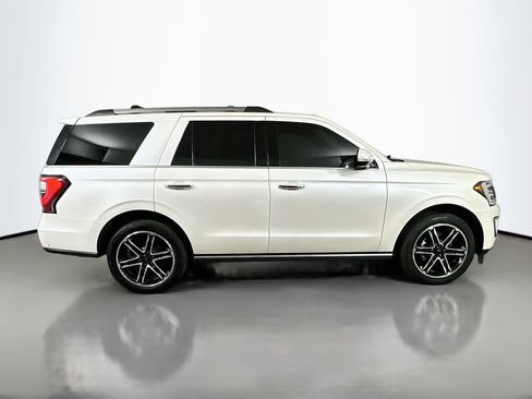Used 2019 Ford Expedition Limited w/ Special Edition Package AWD/4WD image 7