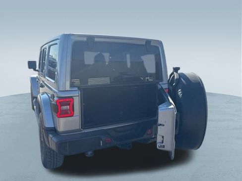 Used 2021 Jeep Wrangler Unlimited Sahara image 18