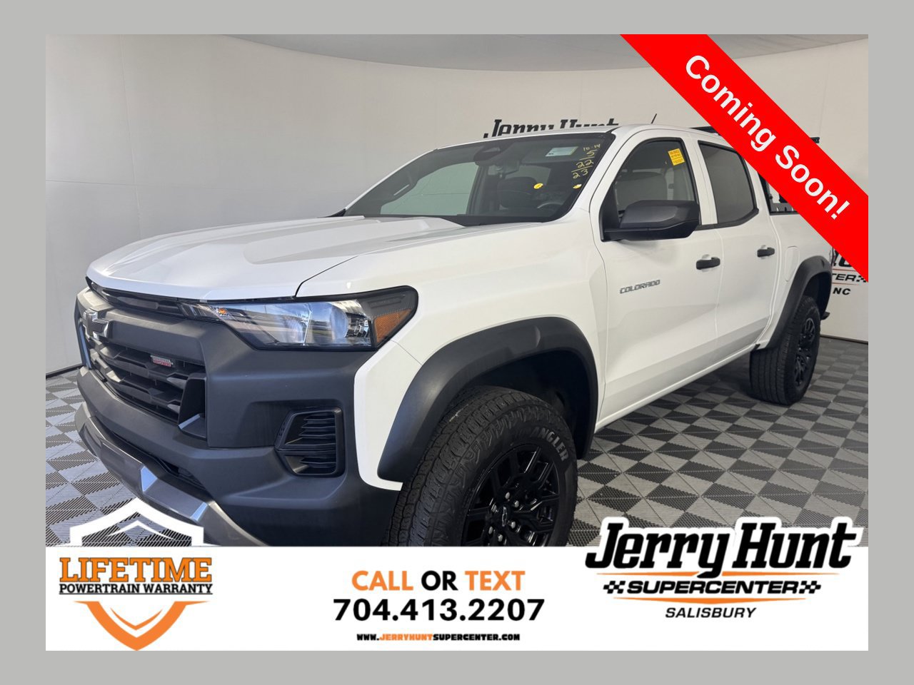 Used 2023 Chevrolet Colorado Trail Boss w/ Advanced Trailering Package AWD/4WD image 1