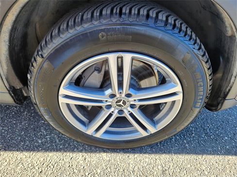 Certified 2021 Mercedes-Benz GLC 300 4MATIC image 22