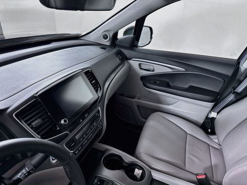 Used 2023 Honda Ridgeline RTL image 6