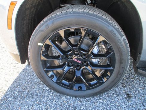 New 2026 GMC Yukon Elevation w/ Elevation Premium Package image 11