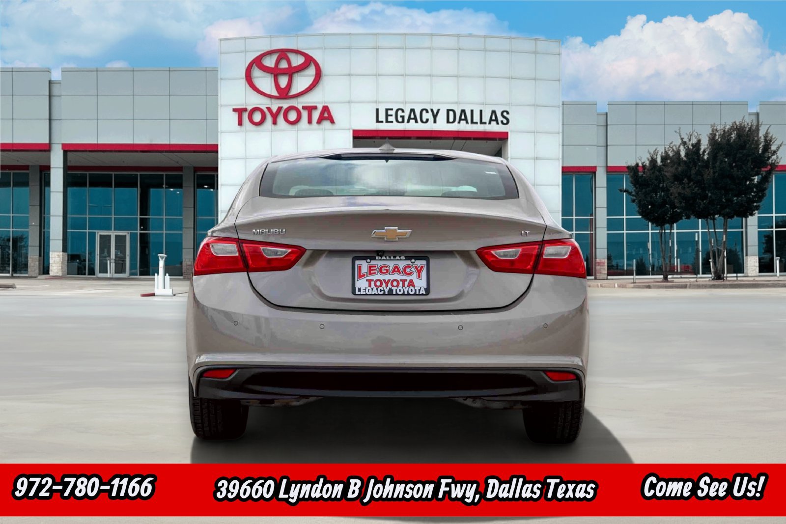 Used 2024 Chevrolet Malibu LT FWD image 9