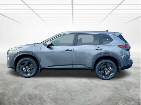 New 2026 Nissan Rogue SV FWD image 9