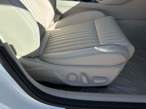 New 2026 Genesis G70 2.5T Prestige image 14