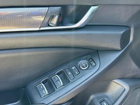 Used 2021 Honda Accord Sport image 22