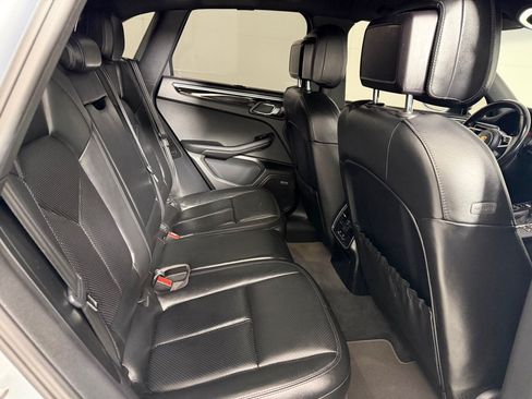Used 2016 Porsche Macan S AWD/4WD image 19