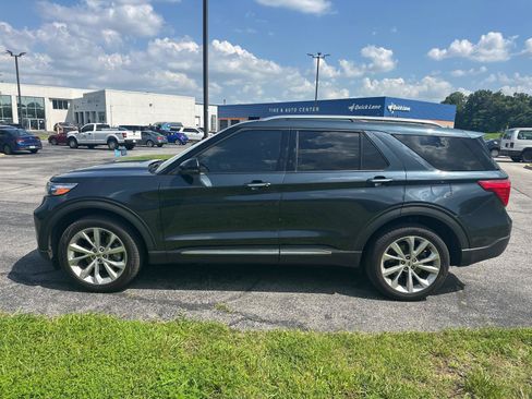 Used 2022 Ford Explorer Platinum w/ Technology Package AWD/4WD image 6