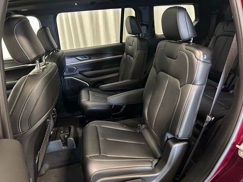 New 2026 Jeep Grand Cherokee L Limited AWD/4WD image 22