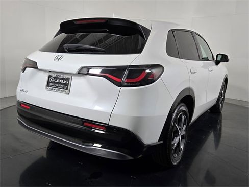 Used 2024 Honda HR-V EX-L image 6