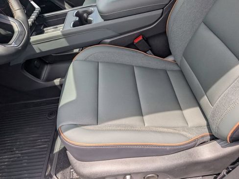 New 2026 GMC Acadia AT4 w/ Luxury Package AWD/4WD image 22