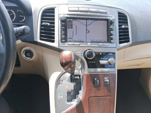 Used 2009 Toyota Venza AWD image 26