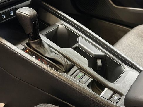 Certified 2025 Honda Accord SE image 18