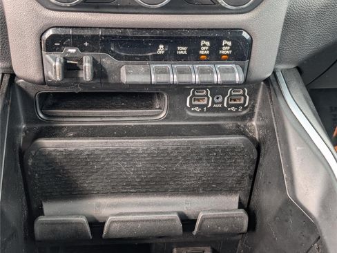 Used 2020 RAM 1500 Big Horn AWD/4WD image 26
