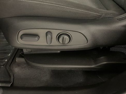 Used 2023 Chevrolet Traverse LT w/ LPO, Floor Liner Package AWD/4WD image 12
