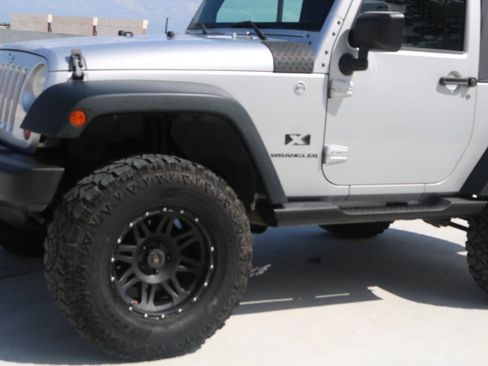 Used 2008 Jeep Wrangler X AWD/4WD image 27