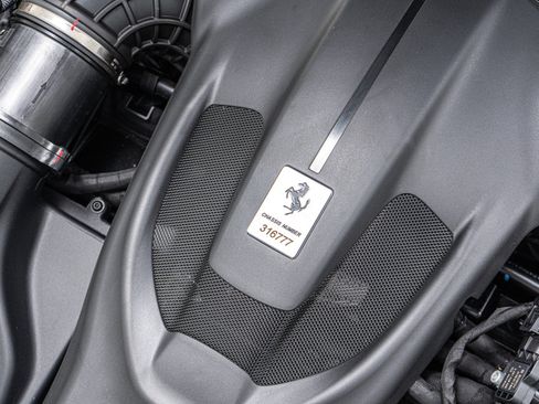 Used 2025 Ferrari Roma Spider RWD image 50