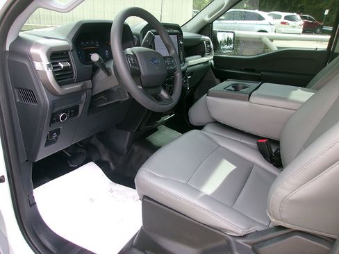 Used 2024 Ford F150 XL AWD/4WD image 12