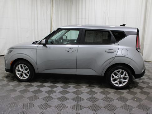 Used 2024 Kia Soul LX w/ Option Group 015 image 33