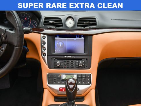 Used 2014 Maserati GranTurismo Base image 37