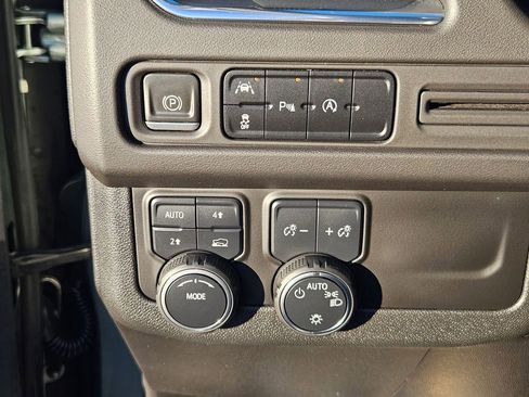 Used 2023 Chevrolet Tahoe LT image 26