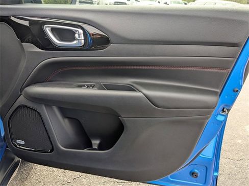 New 2026 Jeep Compass Trailhawk w/ Sun, Sound & Navigation Group image 36