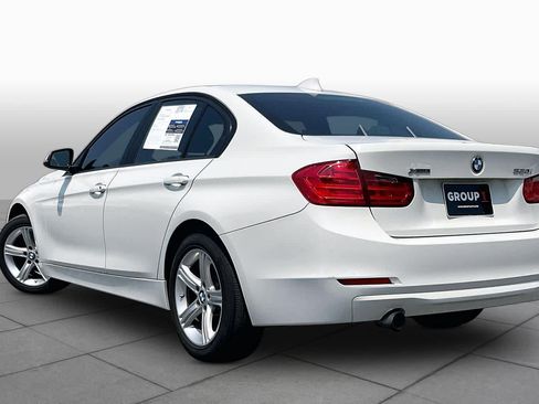 Used 2015 BMW 320i xDrive Sedan AWD/4WD image 11