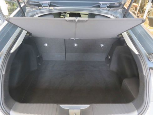 Used 2025 Toyota Prius LE image 44