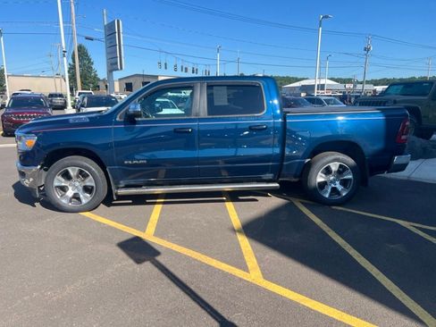 Used 2023 RAM 1500 Laramie AWD/4WD image 9