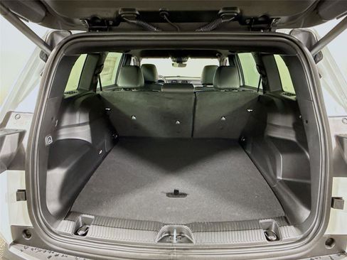 New 2026 Jeep Cherokee Limited image 18