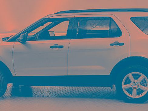 Certified 2018 Ford Explorer Base image 5