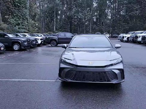 New 2026 Toyota Camry SE w/ Convenience Package image 3