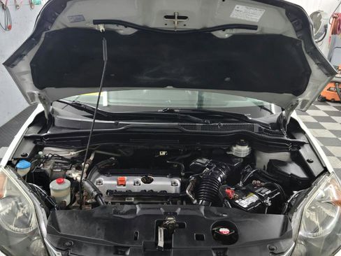 Used 2011 Honda CR-V LX image 24