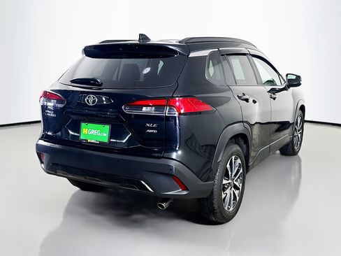 Used 2022 Toyota Corolla Cross XLE AWD/4WD image 10