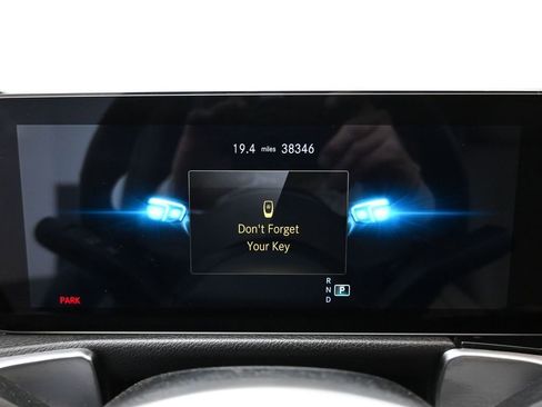 Used 2022 Mercedes-Benz GLB 250 image 8