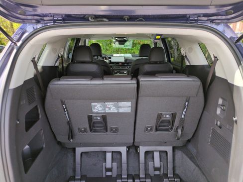 New 2026 Kia Carnival FWD image 38