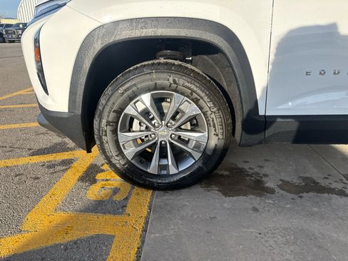 New 2026 Chevrolet Equinox LT image 7