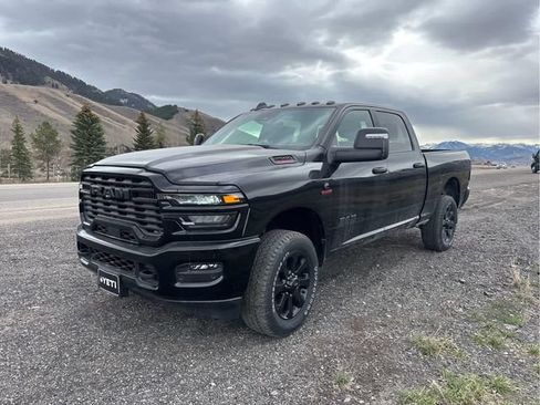 New 2026 RAM 2500 Big Horn AWD/4WD image 16