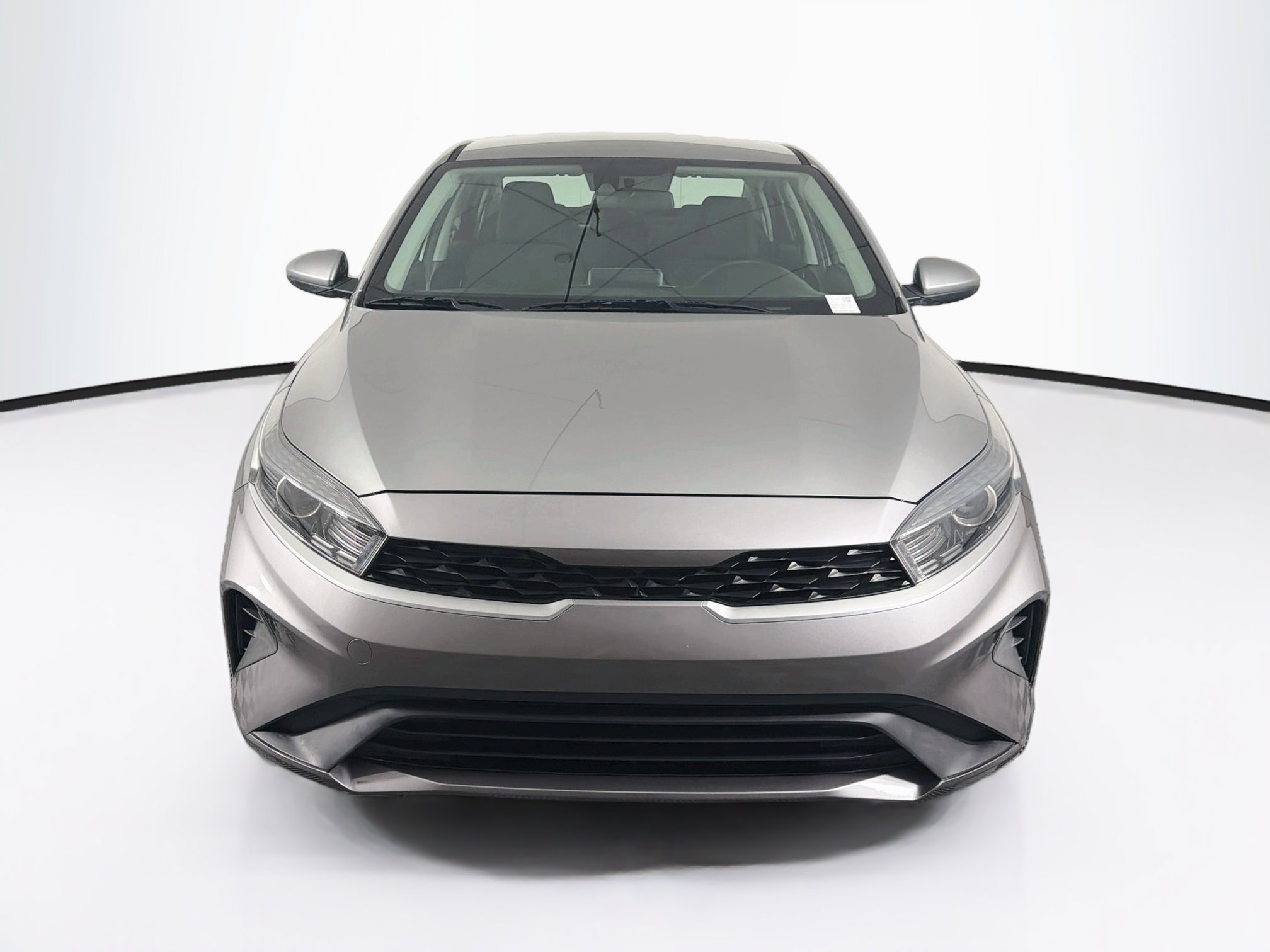 Used 2023 Kia Forte LXS FWD image 2